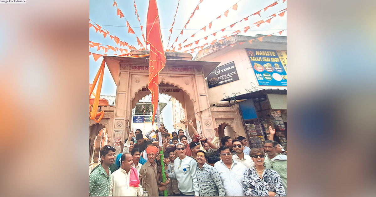 Int’l Vibrant Holi Festival inaugurated